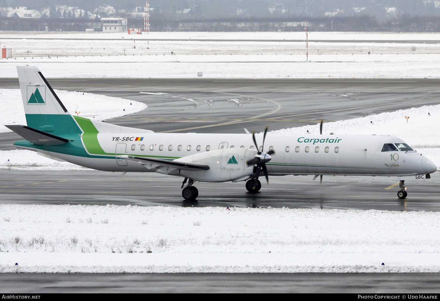 Aircraft Photo of YR-SBC | Saab 2000 | Carpatair | AirHistory.net #589903