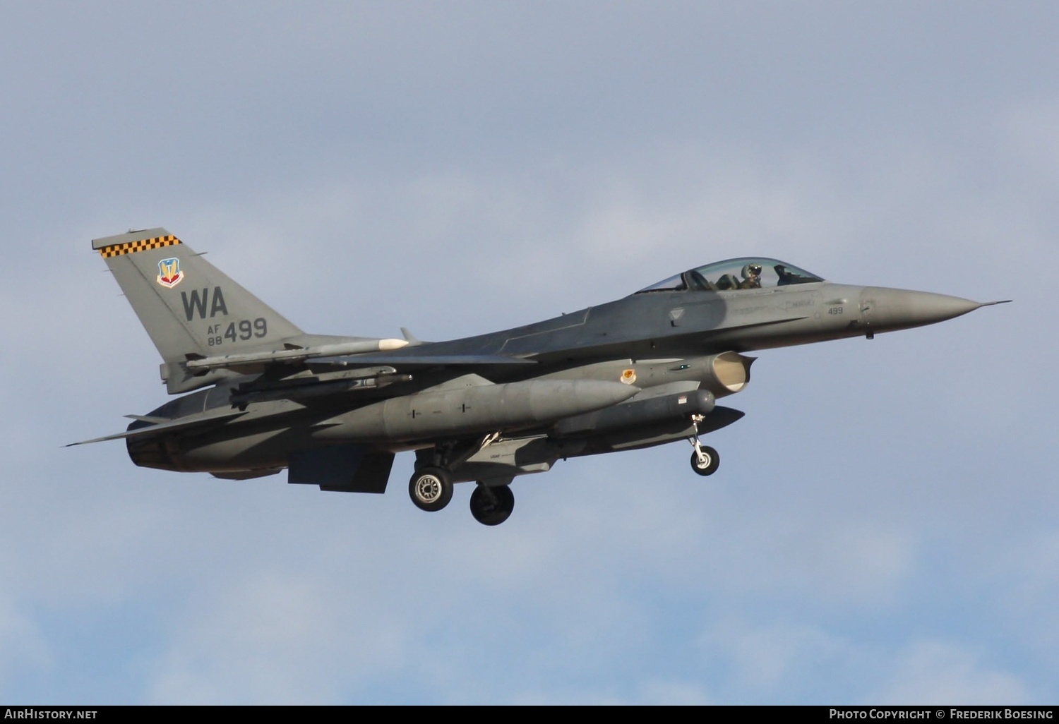 Aircraft Photo of 88-0499 | General Dynamics F-16C Fighting Falcon | USA - Air Force | AirHistory.net #589979