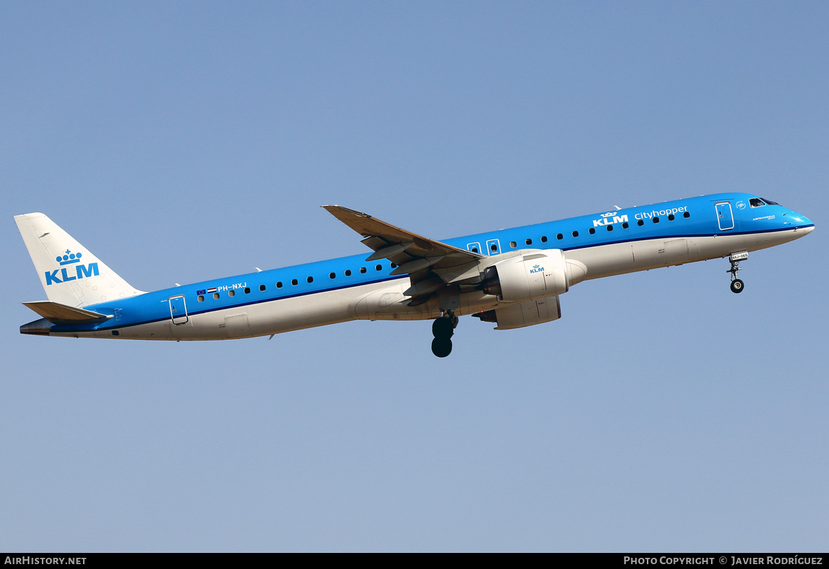 Aircraft Photo of PH-NXJ | Embraer 195-E2 (ERJ-190-400) | KLM Cityhopper | AirHistory.net #590097