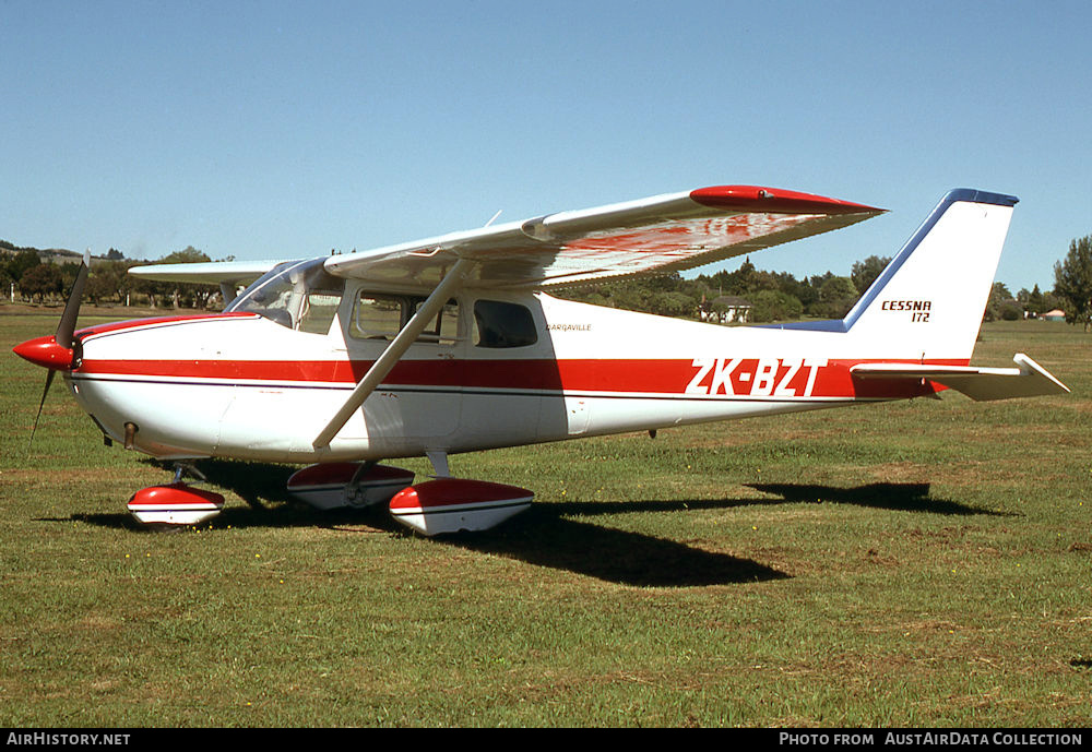 Aircraft Photo of ZK-BZT | Cessna 172B Skyhawk | AirHistory.net #590118