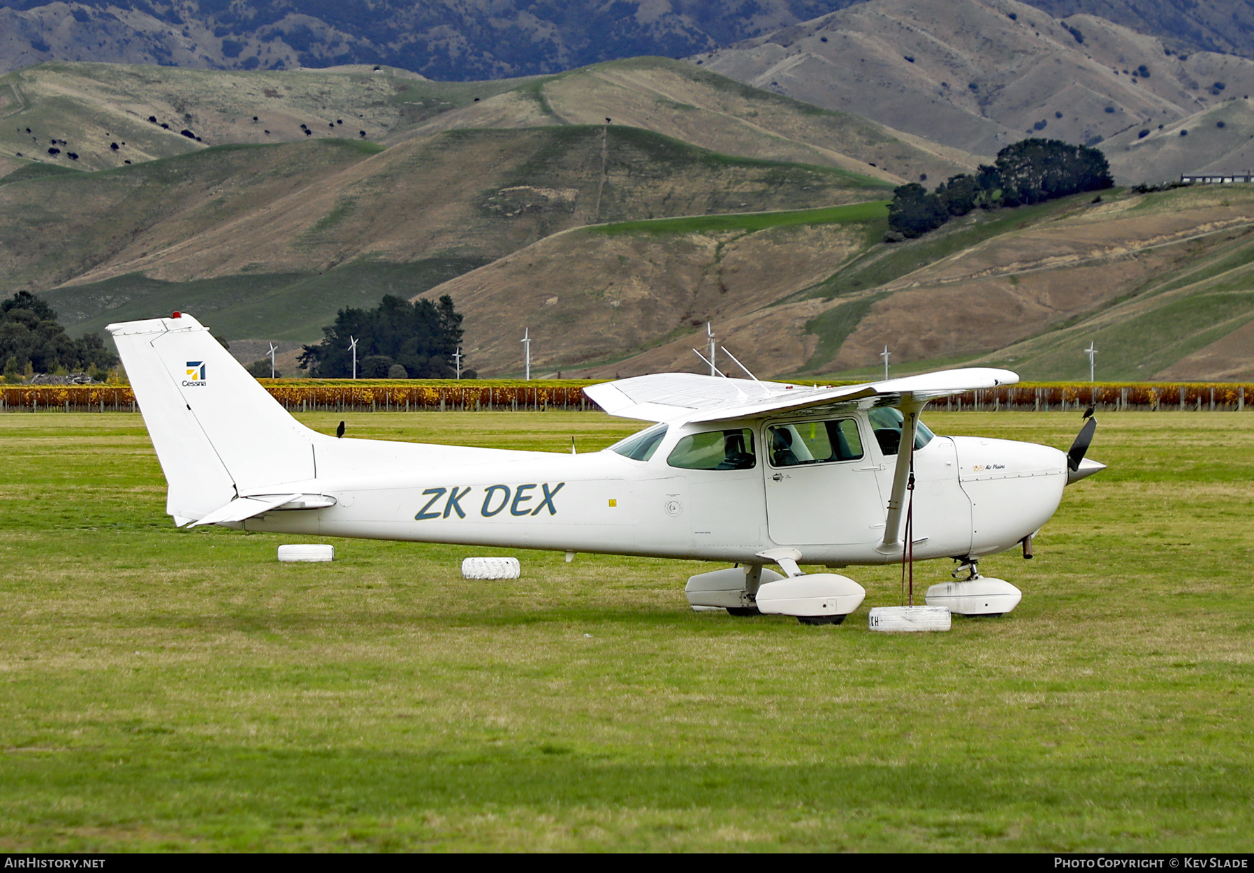 Aircraft Photo of ZK-DEX | Cessna 172N Skyhawk | AirHistory.net #590211