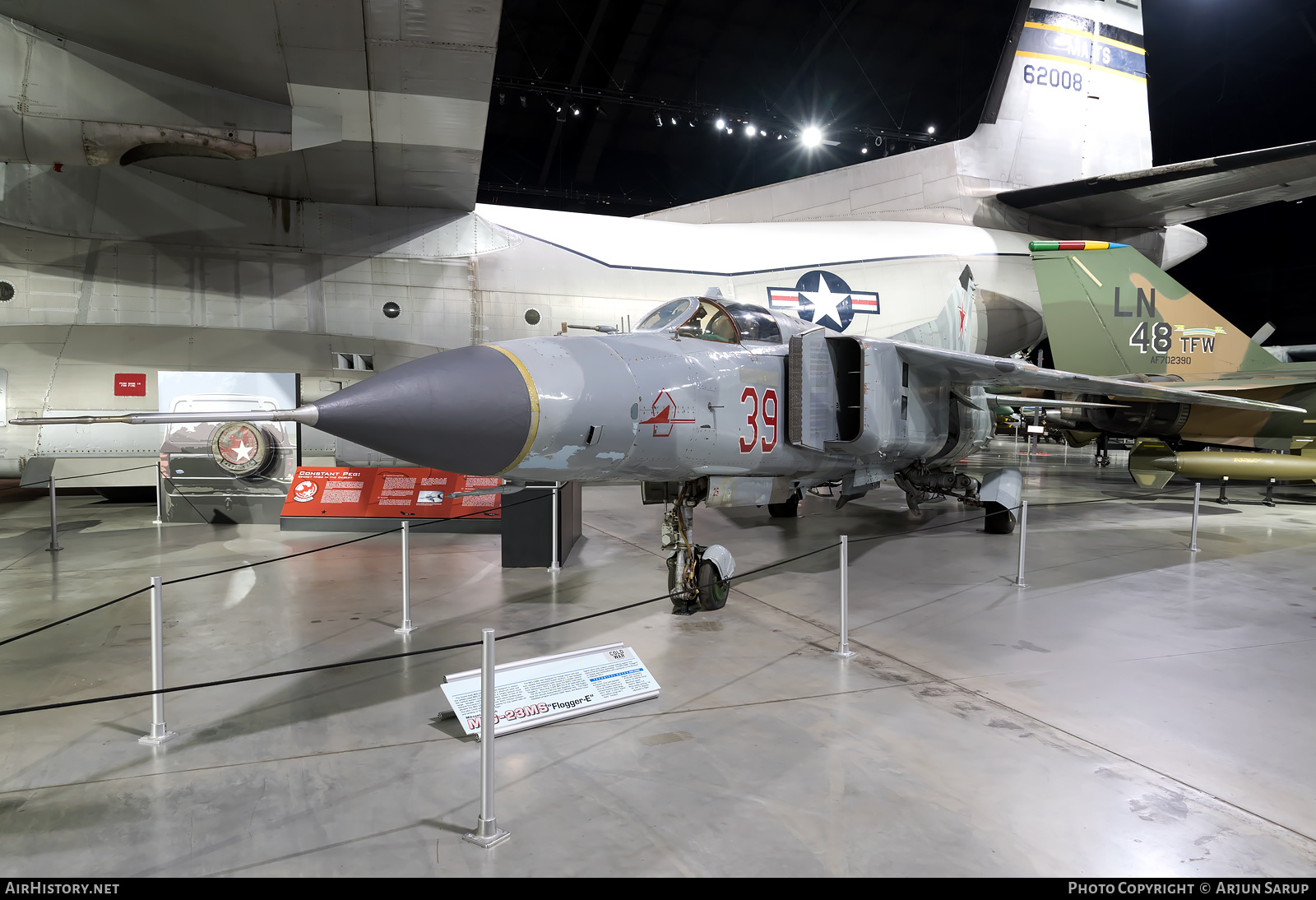 Aircraft Photo of 39 red | Mikoyan-Gurevich MiG-23MS | Soviet Union - Air Force | AirHistory.net #590264