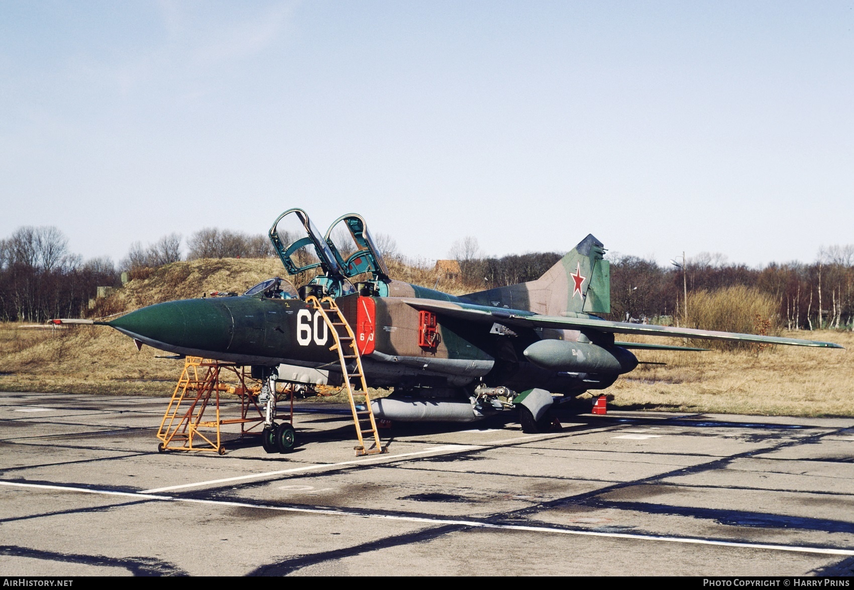 Aircraft Photo of 60 white | Mikoyan-Gurevich MiG-23UB | Russia - Air Force | AirHistory.net #590456