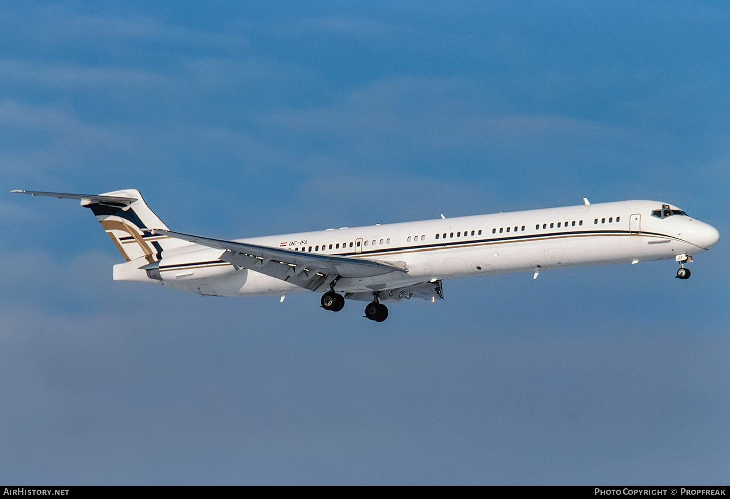 Aircraft Photo of OE-IFA | McDonnell Douglas MD-83 (DC-9-83) | AirHistory.net #590477