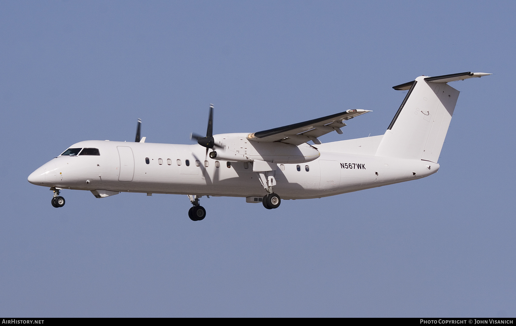 Aircraft Photo of N567WK | Bombardier DHC-8-315Q Dash 8 | AirHistory.net #590674