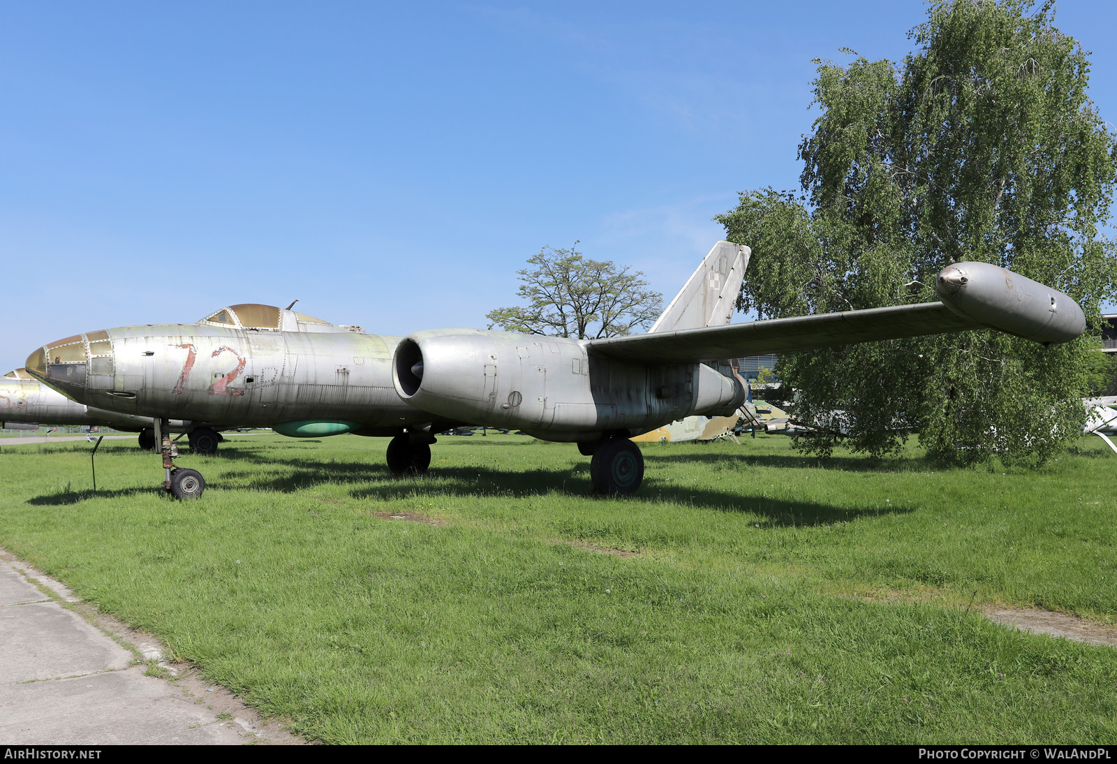 Aircraft Photo of 72 | Ilyushin Il-28R | Poland - Air Force ...