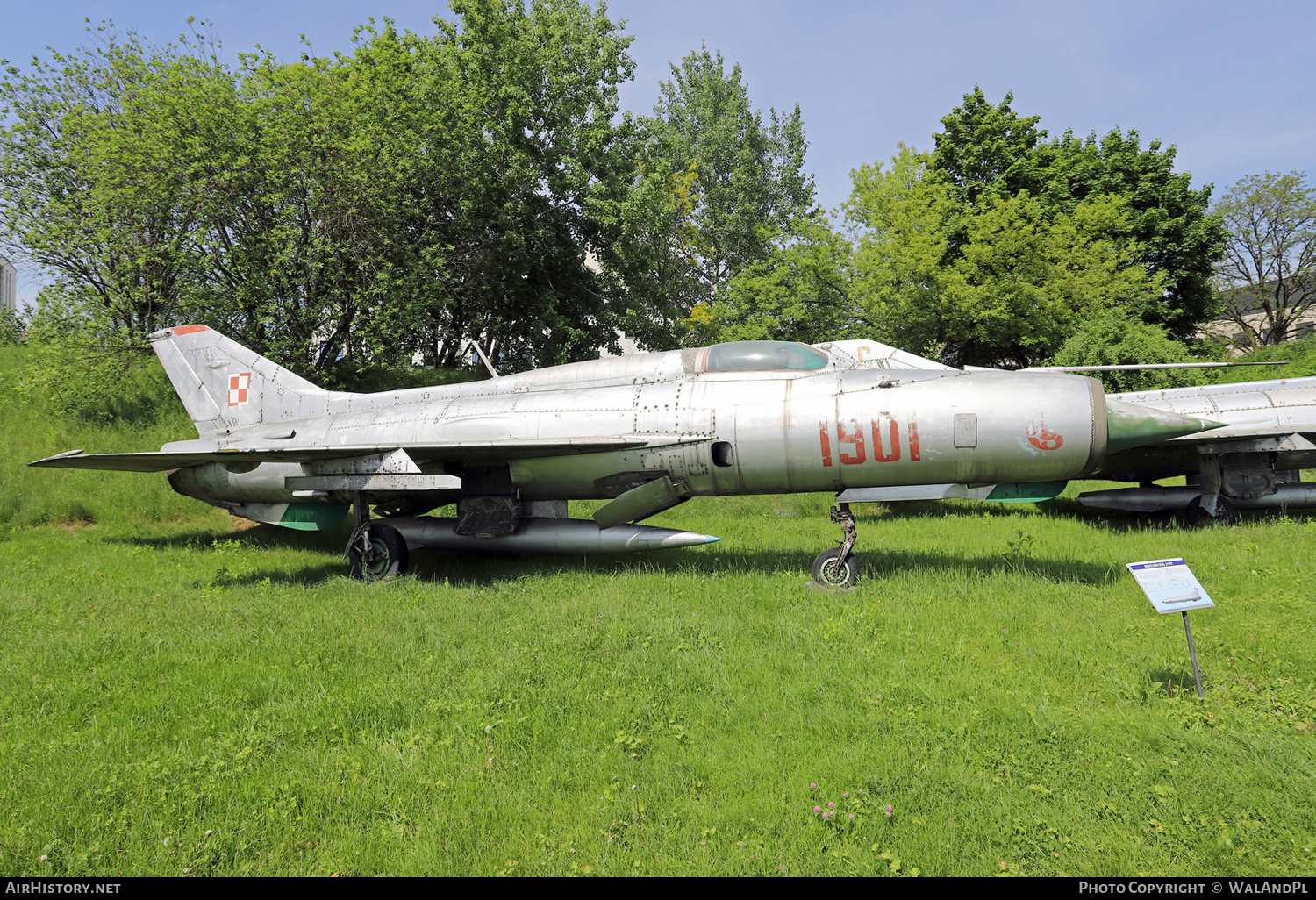 Aircraft Photo of 1901 | Mikoyan-Gurevich MiG-21PF | Poland - Air Force | AirHistory.net #590819