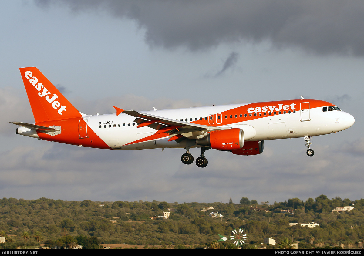Aircraft Photo of G-EJCJ | Airbus A320-214 | EasyJet | AirHistory.net #590833