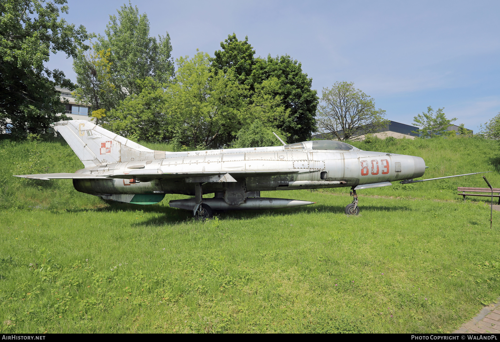Aircraft Photo of 809 | Mikoyan-Gurevich MiG-21F-13 | Poland - Air Force | AirHistory.net #590870