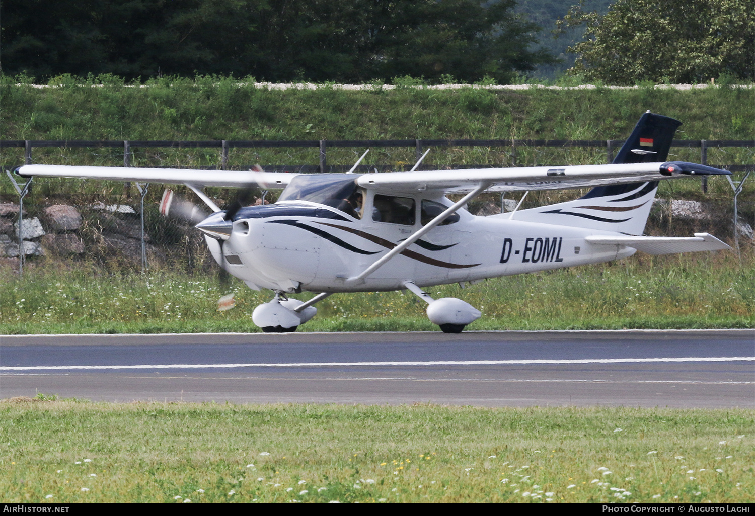 Aircraft Photo of D-EOML | Cessna T182T Turbo Skylane TC | AirHistory.net #590881