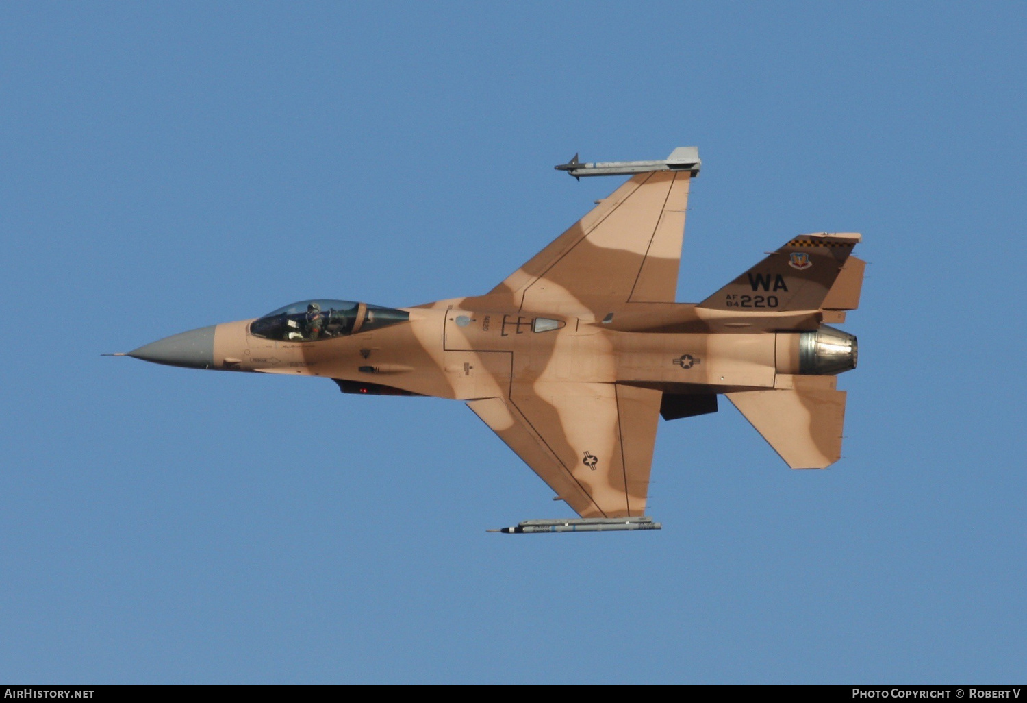 Aircraft Photo of 84-1220 / AF84-220 | General Dynamics F-16C Fighting Falcon | USA - Air Force | AirHistory.net #590972