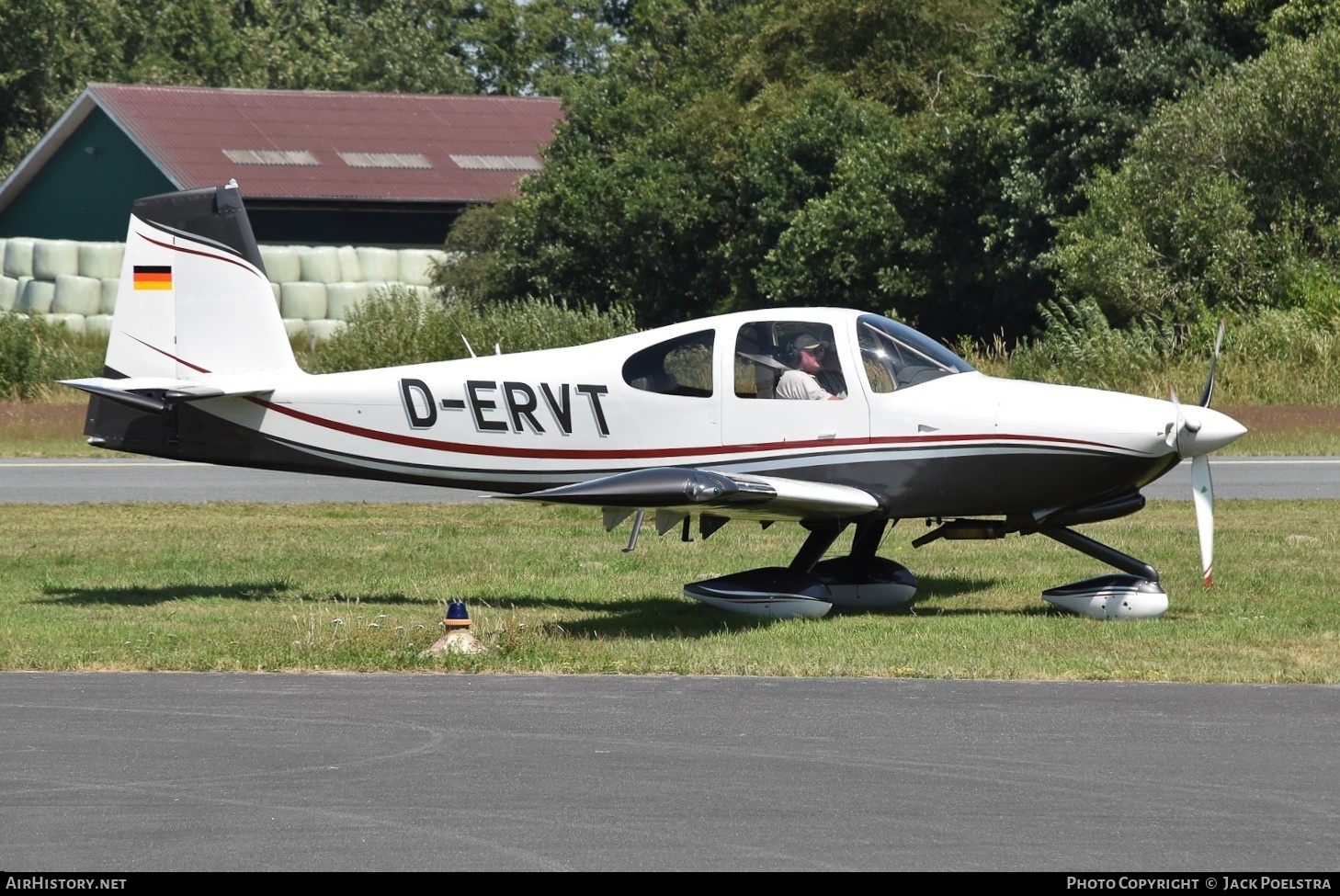 Aircraft Photo of D-ERVT | Van's RV-10 | AirHistory.net #590979