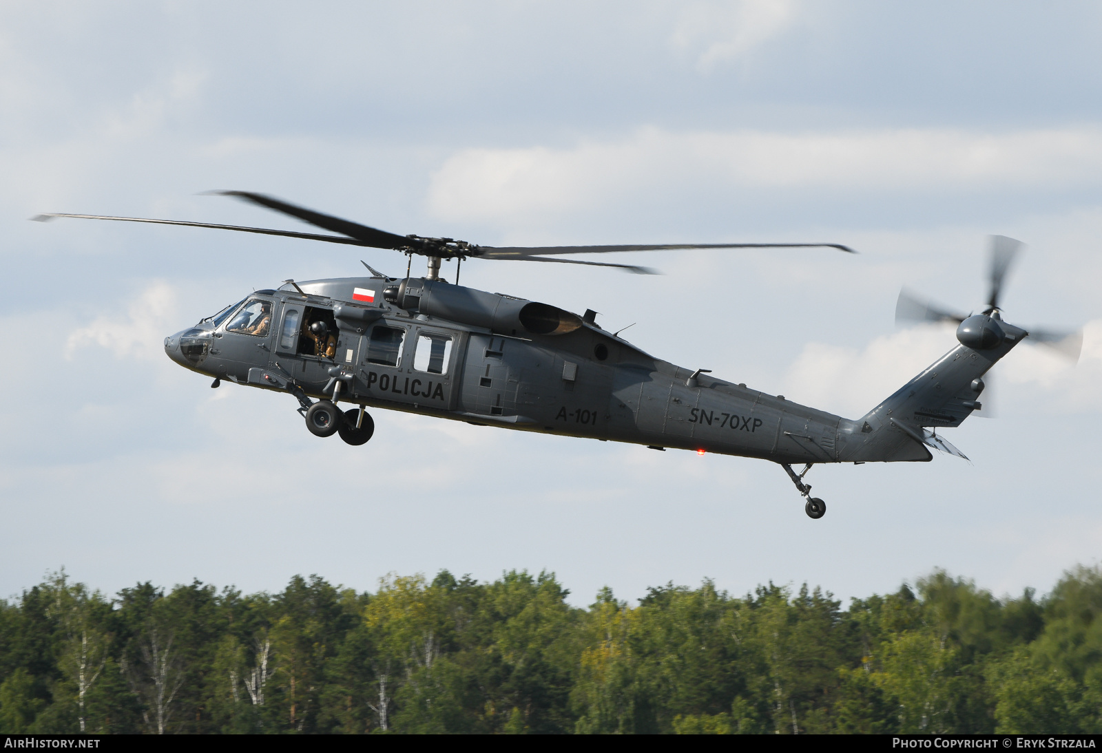 Aircraft Photo of SN-70XP | Sikorsky S-70i International Black Hawk | Poland - Police | AirHistory.net #590980
