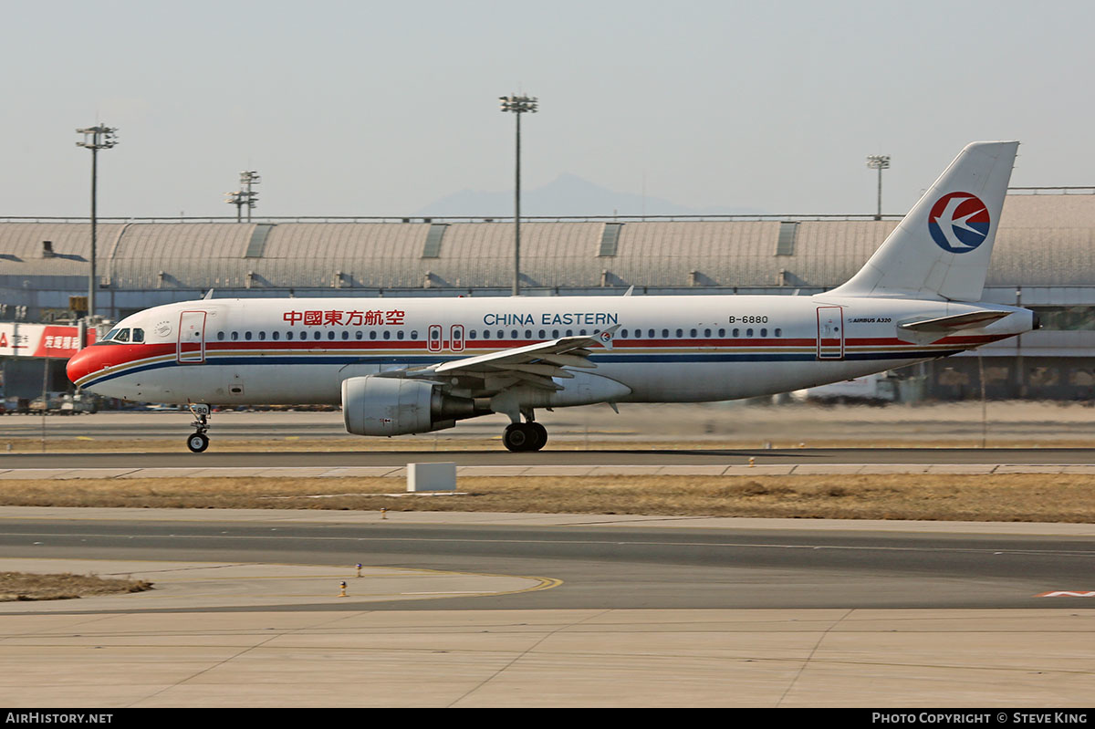 Aircraft Photo of B-6880 | Airbus A320-214 | China Eastern Airlines | AirHistory.net #590990