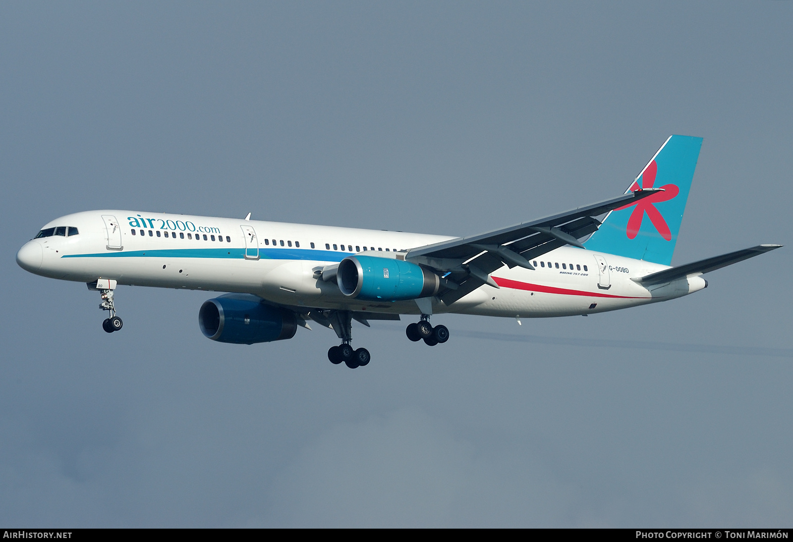 Aircraft Photo of G-OOBD | Boeing 757-28A | Air 2000 | AirHistory.net #591125