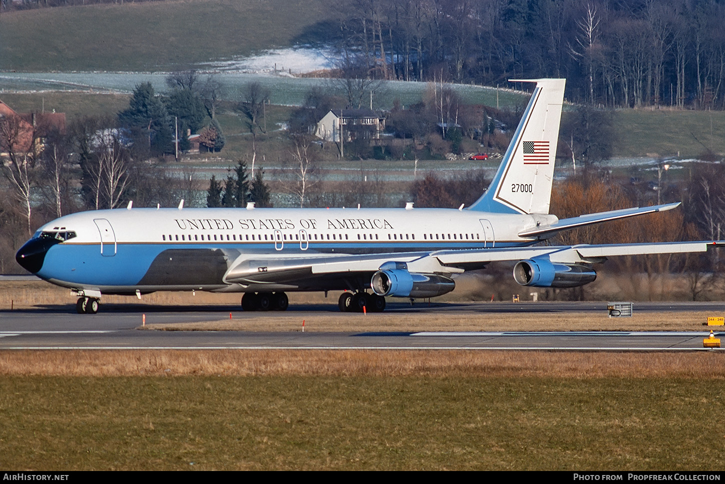 Aircraft Photo of 72-7000 / 27000 | Boeing C-137C (707-300) | USA - Air Force | AirHistory.net #591184