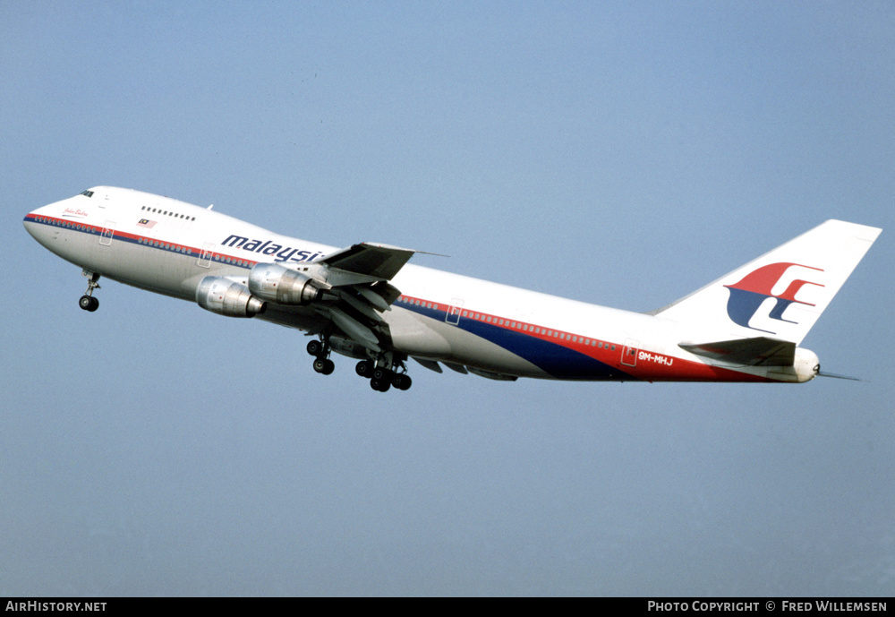Aircraft Photo of 9M-MHJ | Boeing 747-236B | Malaysia Airlines | AirHistory.net #591372