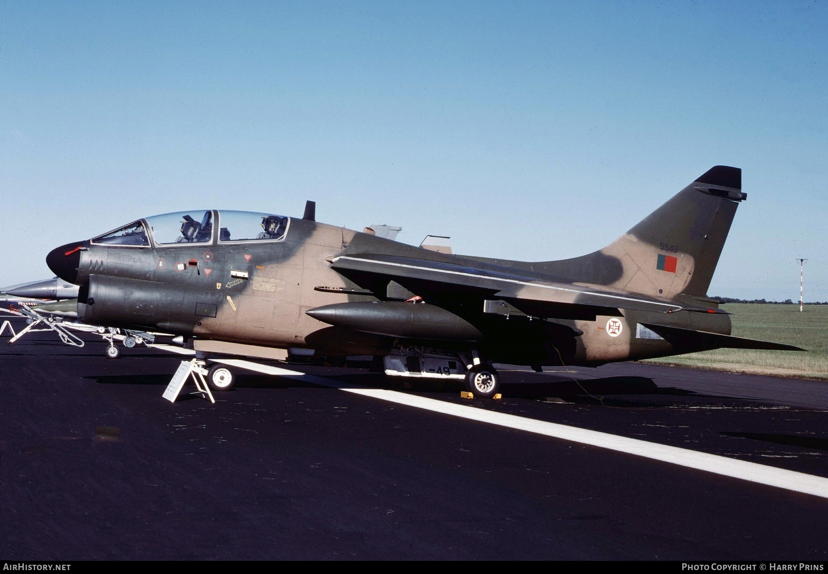 Aircraft Photo of 15549 | LTV TA-7P Corsair II | Portugal - Air Force | AirHistory.net #591406