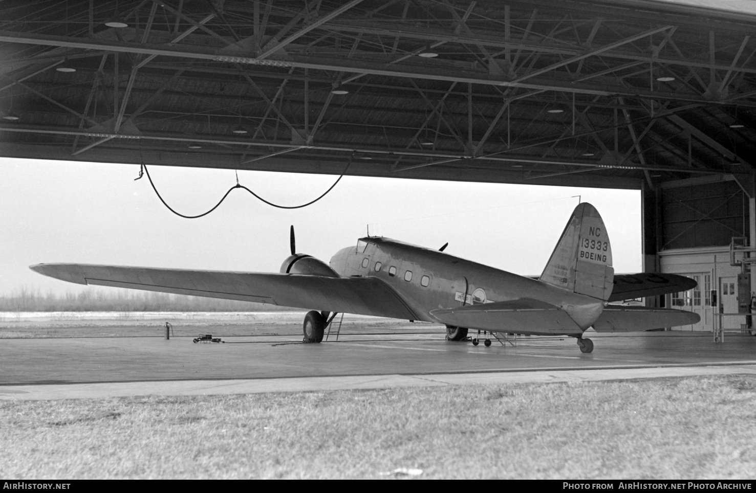 Aircraft Photo of NC13333 | Boeing 247D | United Air Lines | AirHistory.net #591440