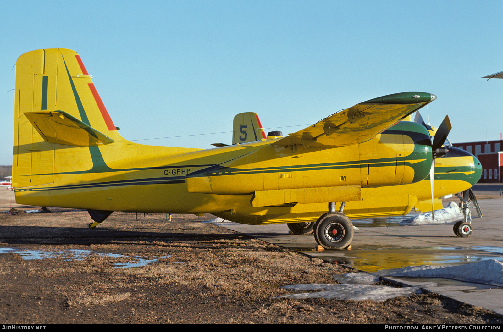 Aircraft Photo of C-GEHP | Grumman CS2F-3 Tracker | Saskatchewan Government | AirHistory.net #591474