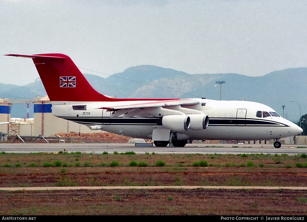 Aircraft Photo of ZE700 | British Aerospace BAe-146 CC.2 | UK - Air Force | AirHistory.net #591674