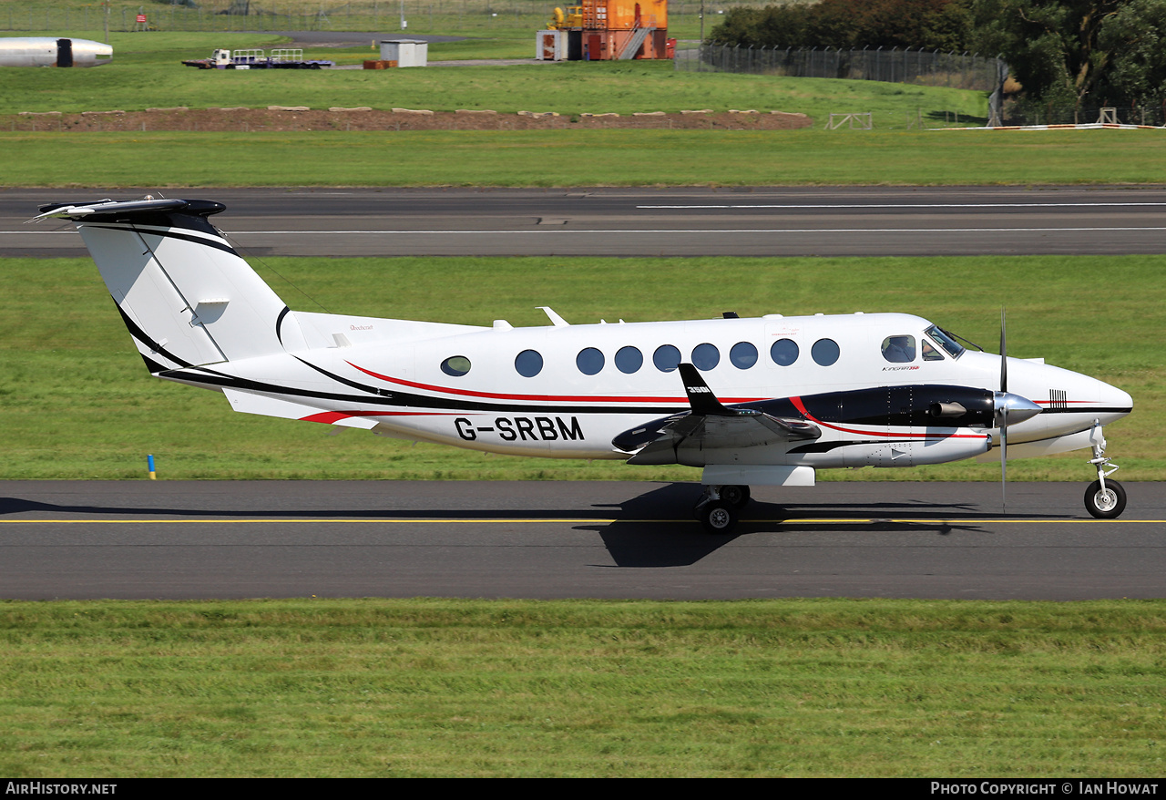 Aircraft Photo of G-SRBM | Beechcraft 350i King Air (B300) | AirHistory.net #591745