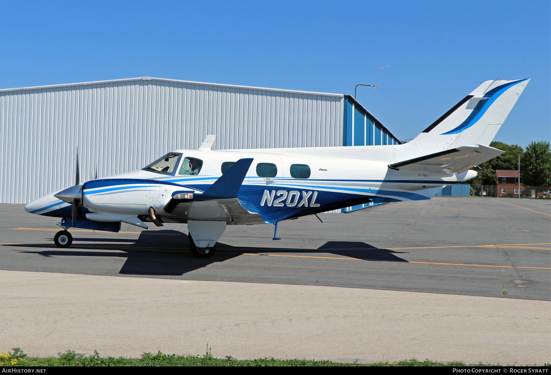 Aircraft Photo of N20XL | Beech B60 Duke | AirHistory.net #591773