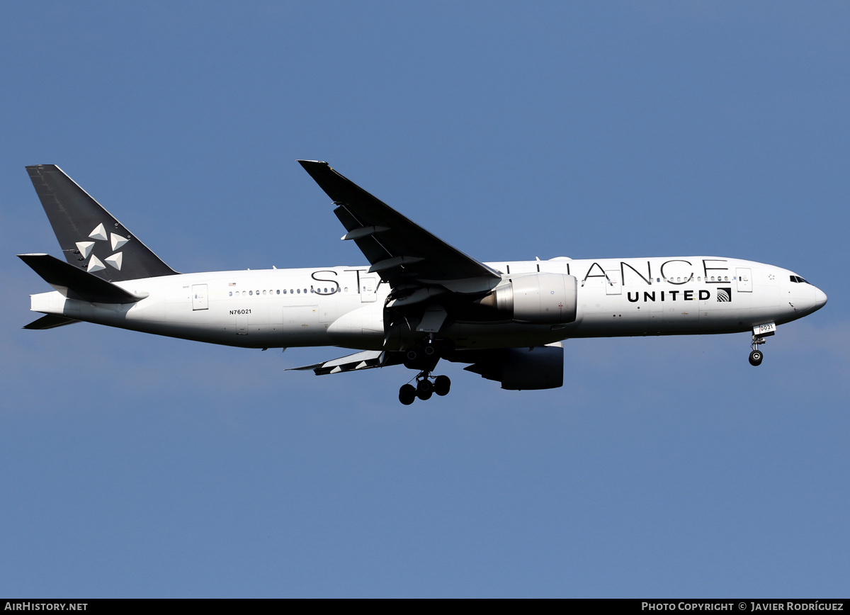 Aircraft Photo of N76021 | Boeing 777-224/ER | United Airlines | AirHistory.net #591775