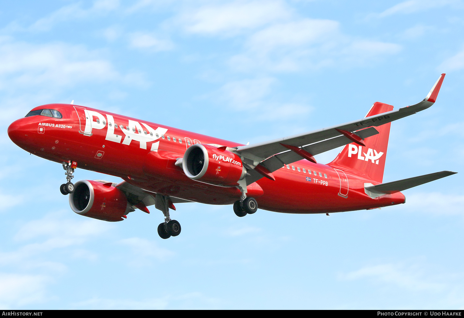 Aircraft Photo of TF-PPB | Airbus A320-251N | Play | AirHistory.net #591785