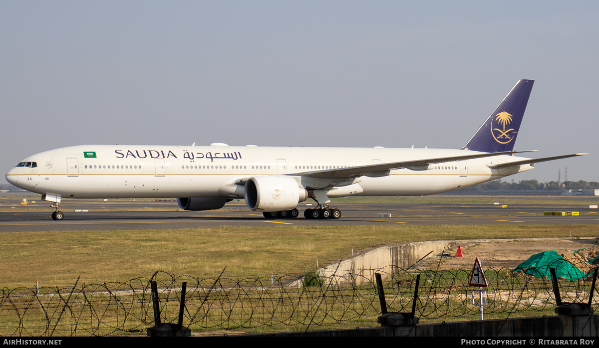 Aircraft Photo of HZ-AK34 | Boeing 777-300/ER | Saudia - Saudi Arabian Airlines | AirHistory.net #591973