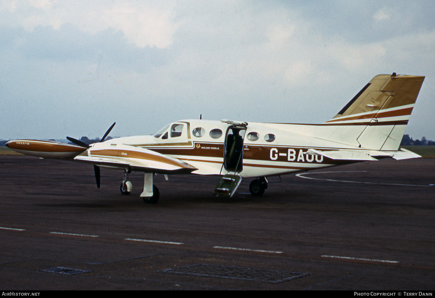 Aircraft Photo of G-BAOO | Cessna 421B Golden Eagle | AirHistory.net #592023