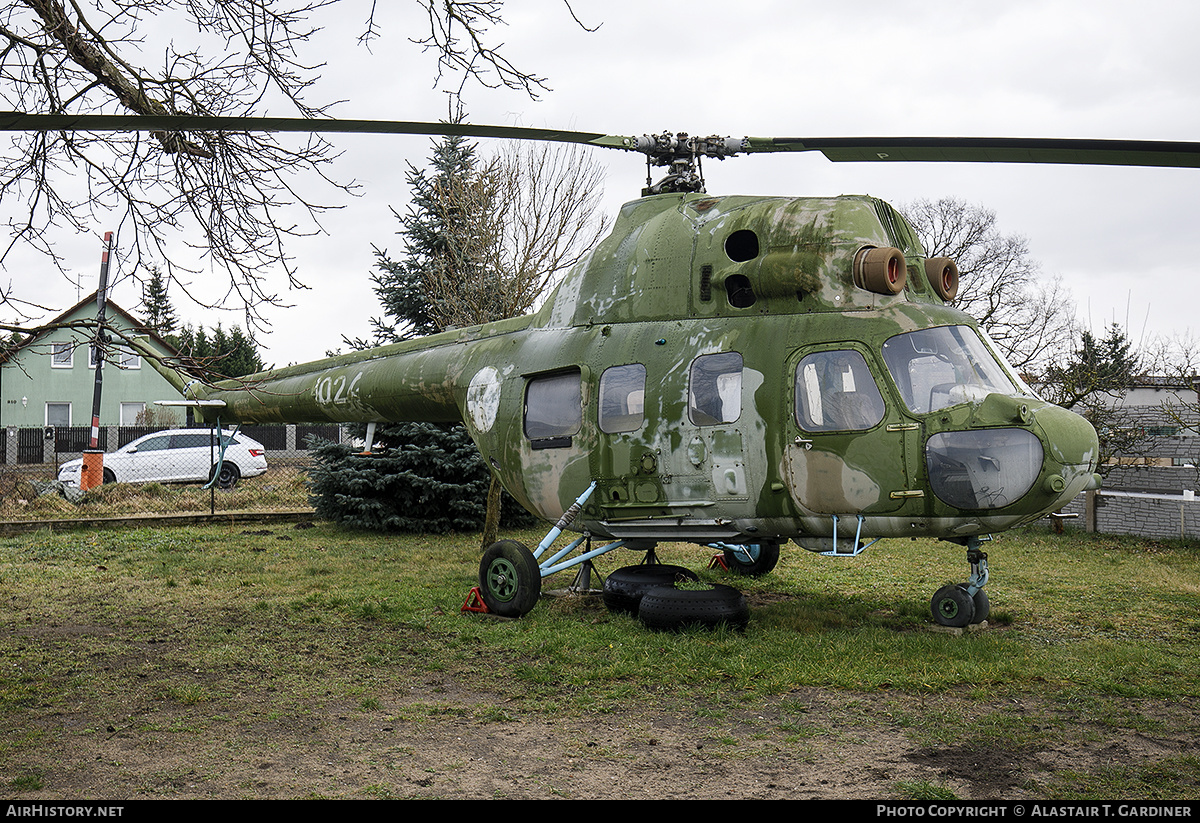 Aircraft Photo of 0243 | Mil Mi-2 | Czechia - Air Force | AirHistory.net #592041