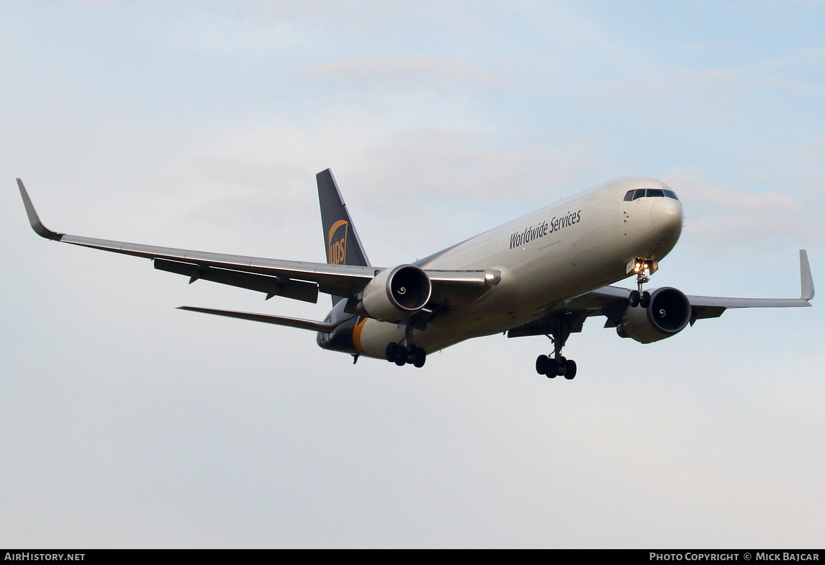 Aircraft Photo of N329UP | Boeing 767-34AF/ER | United Parcel Service - UPS | AirHistory.net #592179