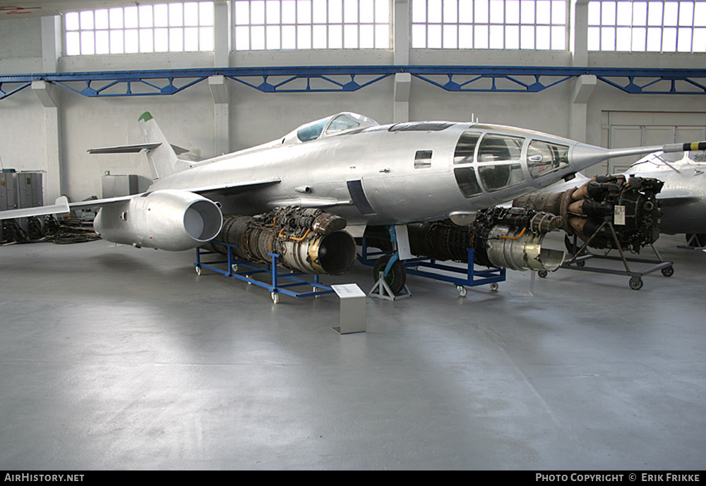 Aircraft Photo of 28 red | Yakovlev Yak-27R | Soviet Union - Air Force | AirHistory.net #592206