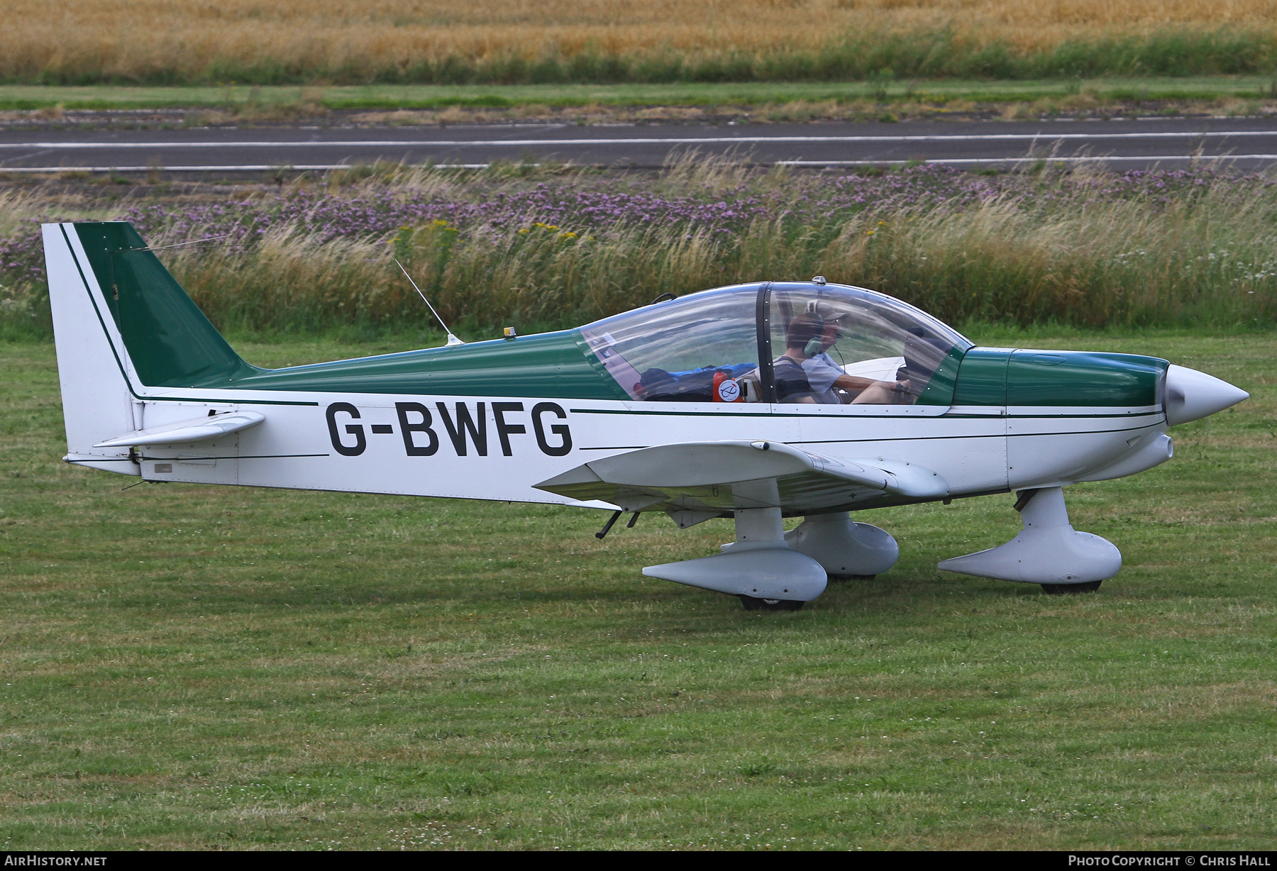 Aircraft Photo of G-BWFG | Robin HR-200-100B | AirHistory.net #592244