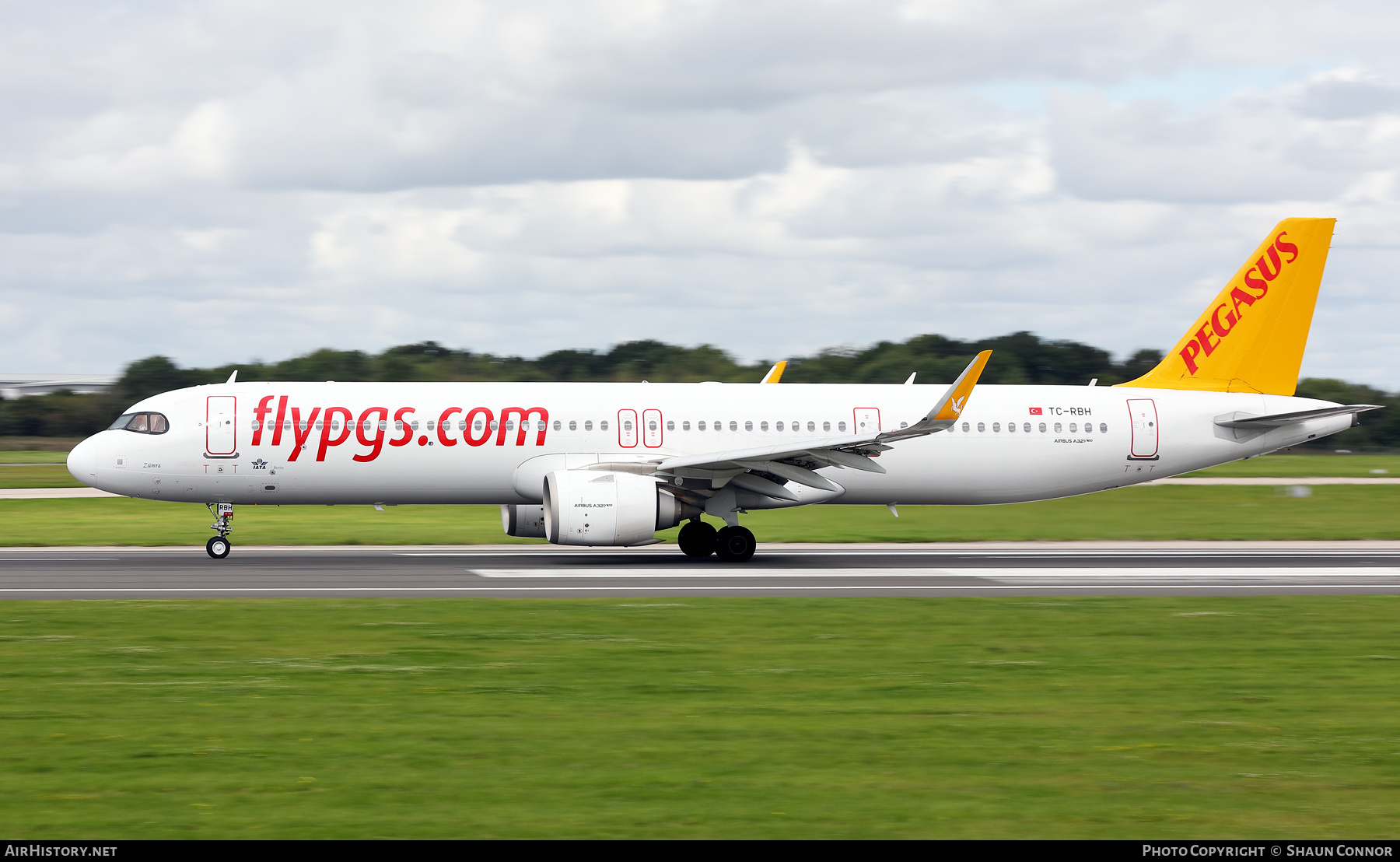 Aircraft Photo of TC-RBH | Airbus A321-251NX | Pegasus Airlines | AirHistory.net #592291
