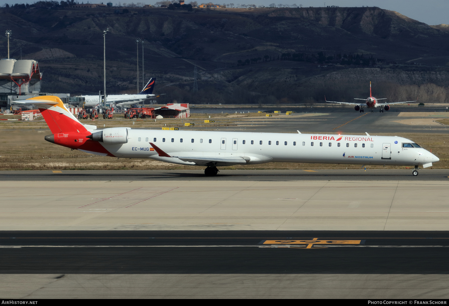 Aircraft Photo of EC-MUG | Bombardier CRJ-1000 (CL-600-2E25) | Iberia Regional | AirHistory.net #592313