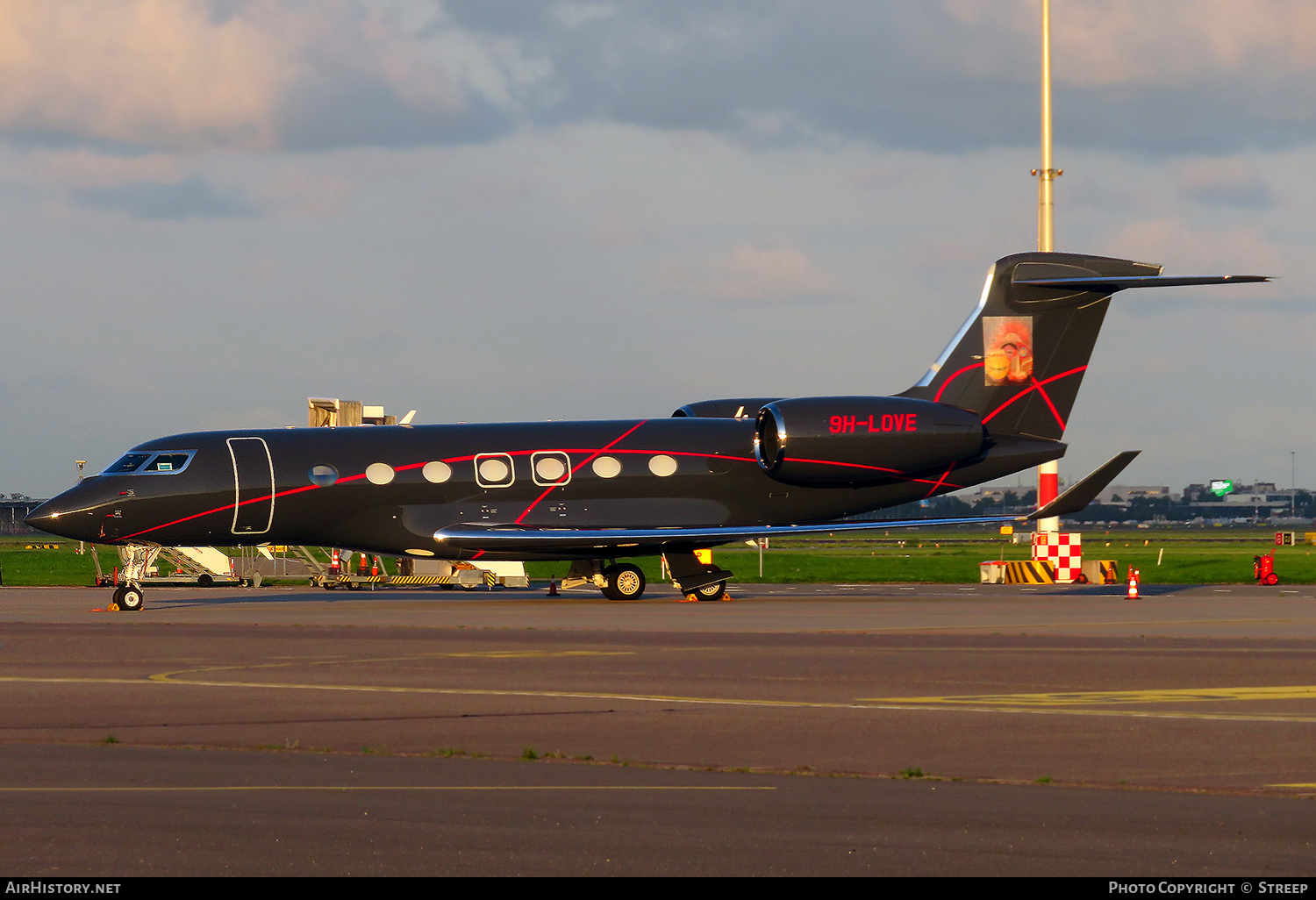 Aircraft Photo of 9H-LOVE | Gulfstream Aerospace G-V-SP Gulfstream G500 | AirHistory.net #592434