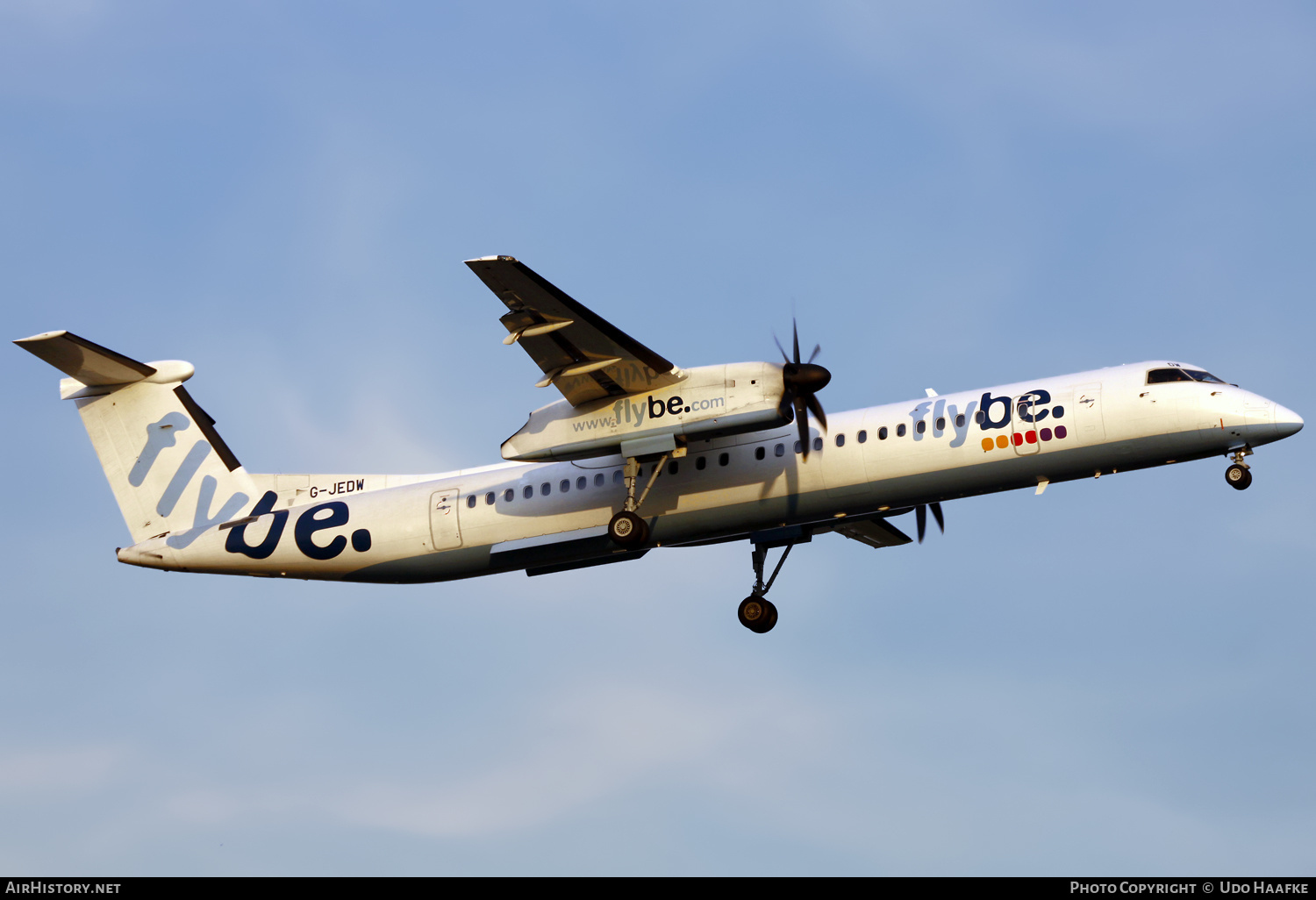 Aircraft Photo of G-JECW | Bombardier DHC-8-402 Dash 8 | Flybe | AirHistory.net #592440