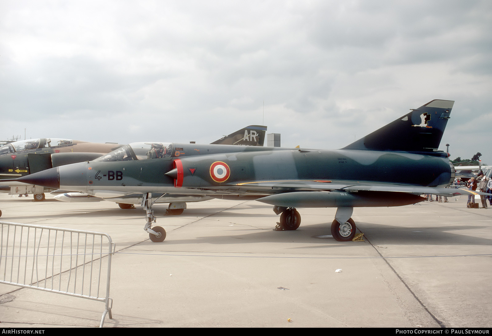 Aircraft photo of 556 dassault mirage iiie france air force