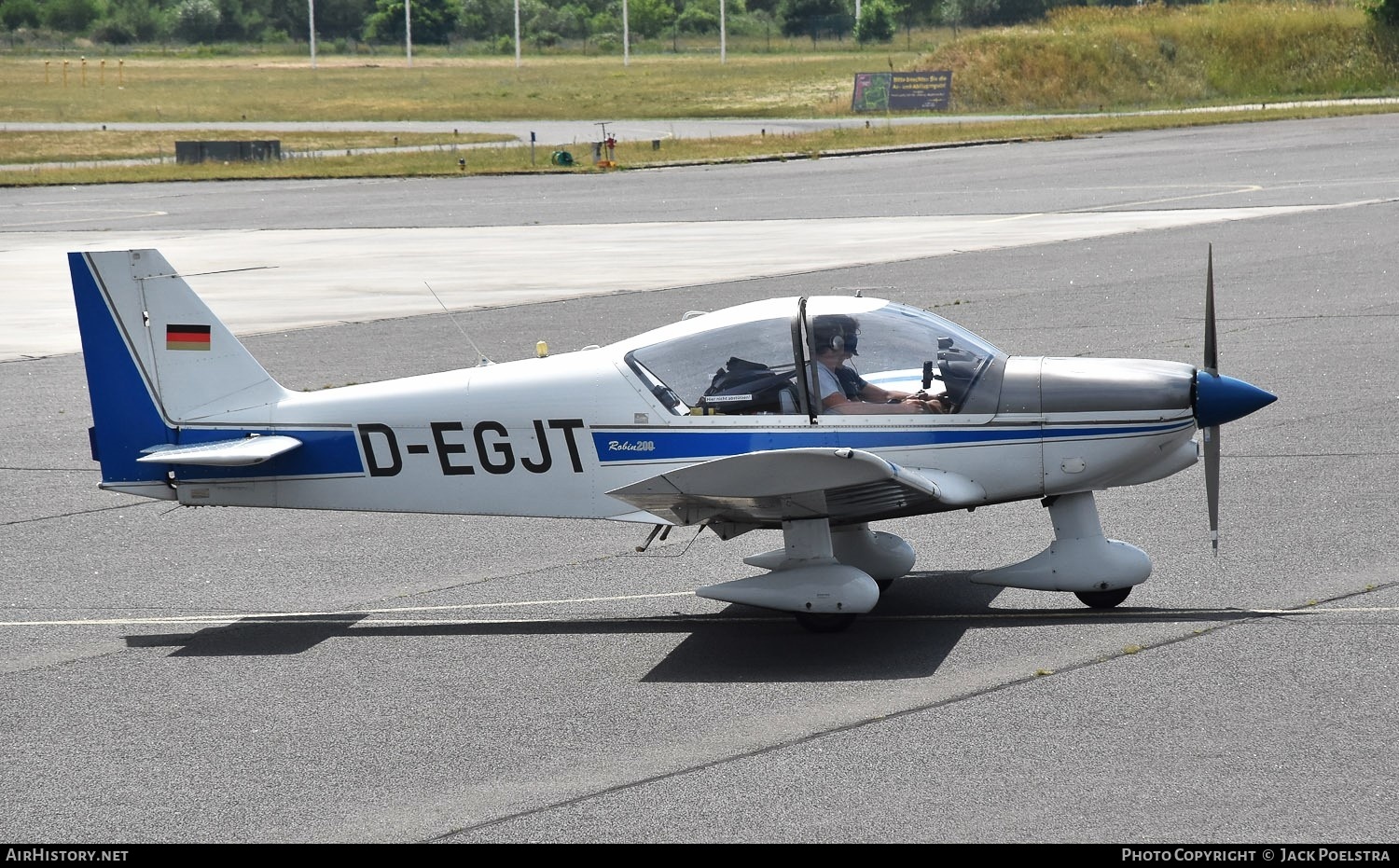 Aircraft Photo of D-EGJT | Robin HR-200-120B | AirHistory.net #592479