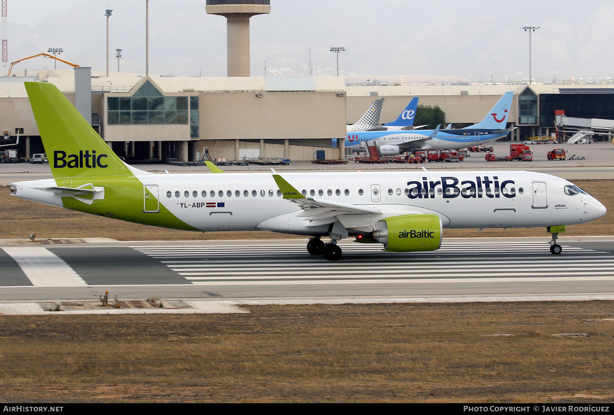 Aircraft Photo of YL-ABP | Airbus A220-371 (BD-500-1A11) | AirBaltic | AirHistory.net #592487