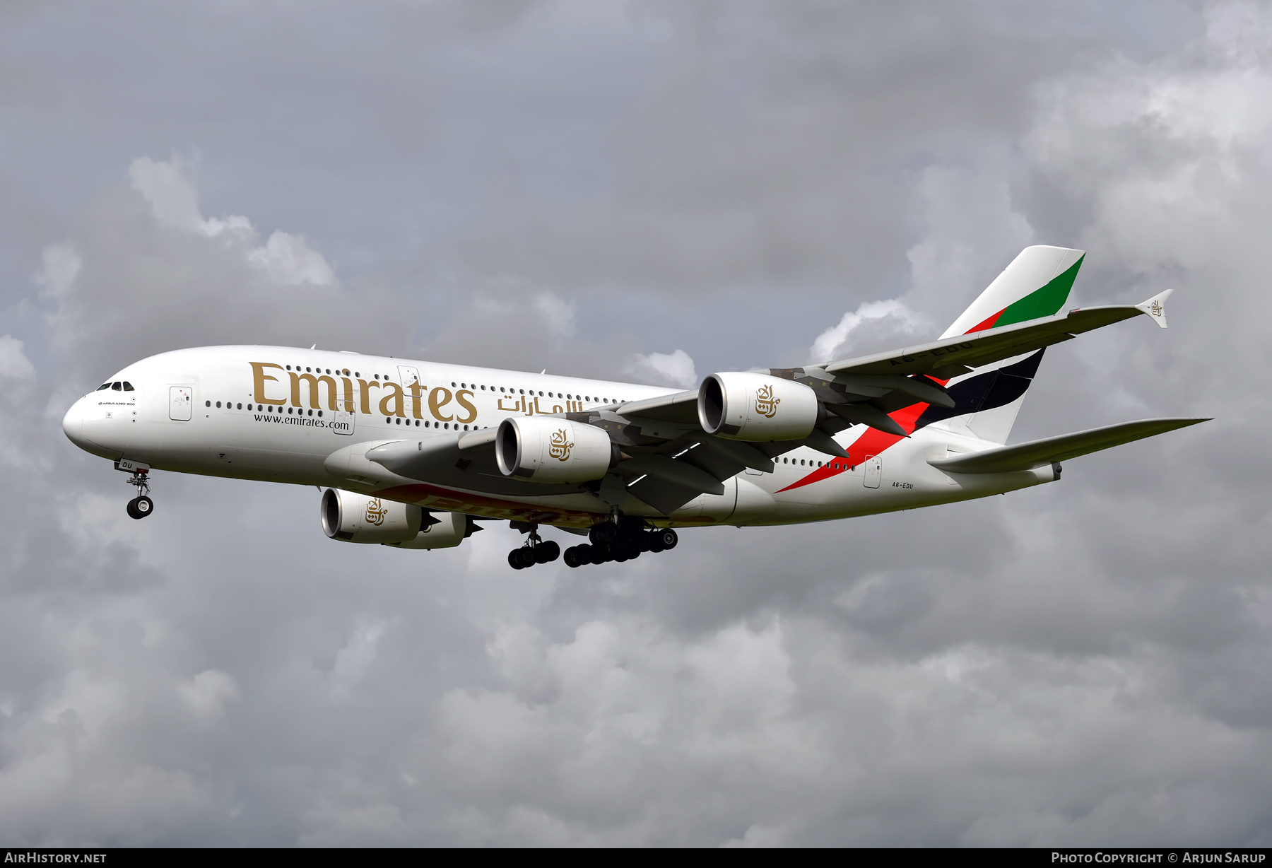 Aircraft Photo of A6-EDU | Airbus A380-861 | Emirates | AirHistory.net #592544