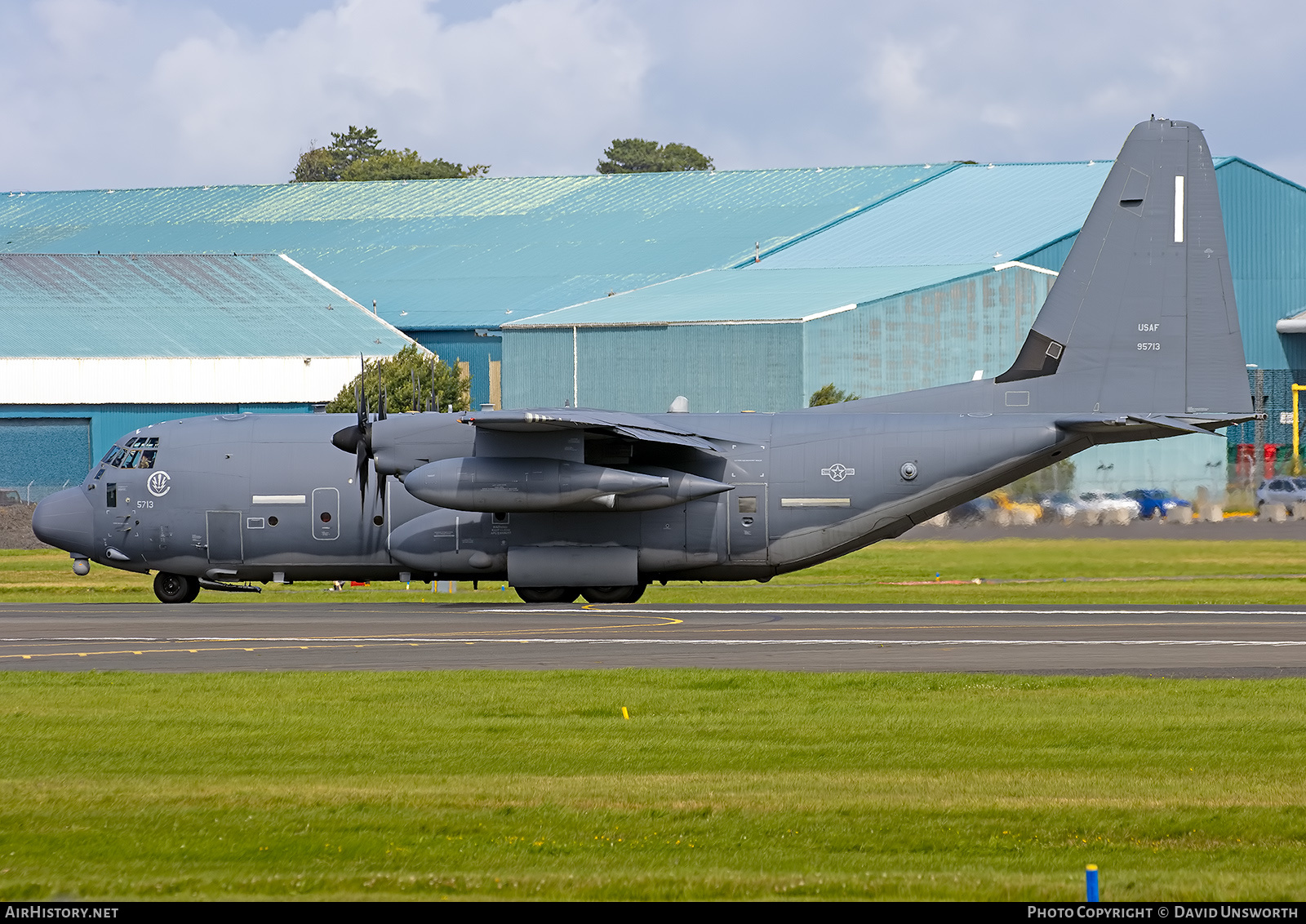 Aircraft Photo of 09-5713 / 95713 | Lockheed Martin MC-130J Commando II | USA - Air Force | AirHistory.net #592572