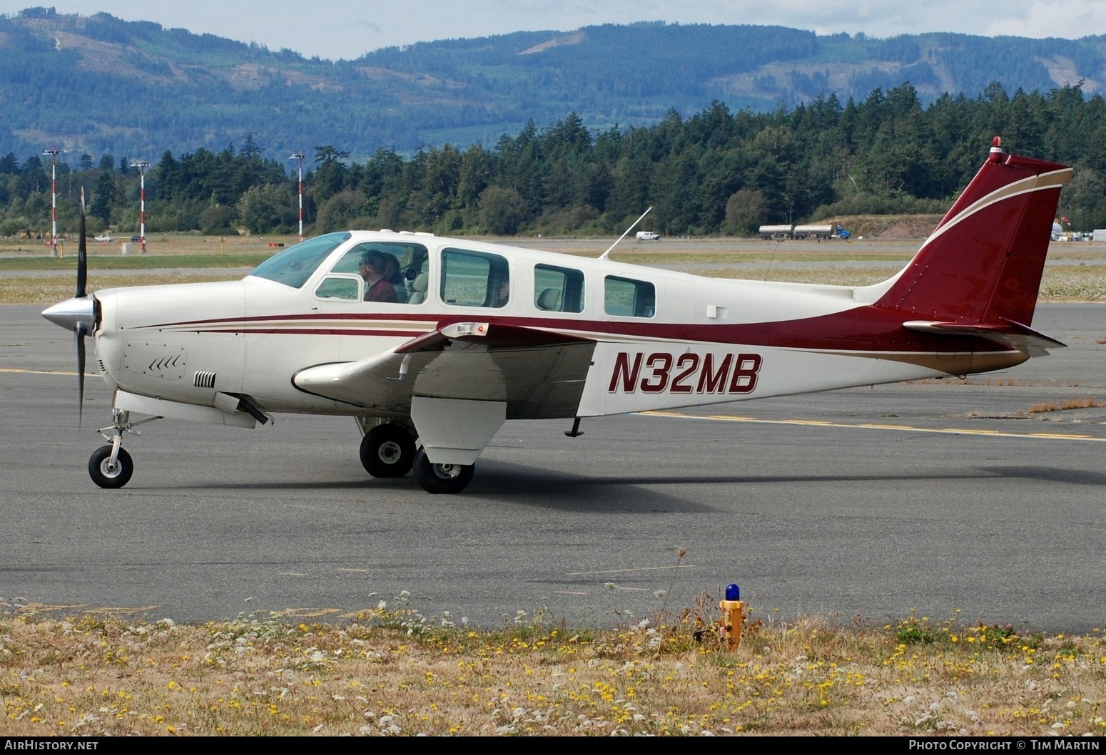 Aircraft Photo of N32MB | Beech 36 Bonanza 36 | AirHistory.net #592574