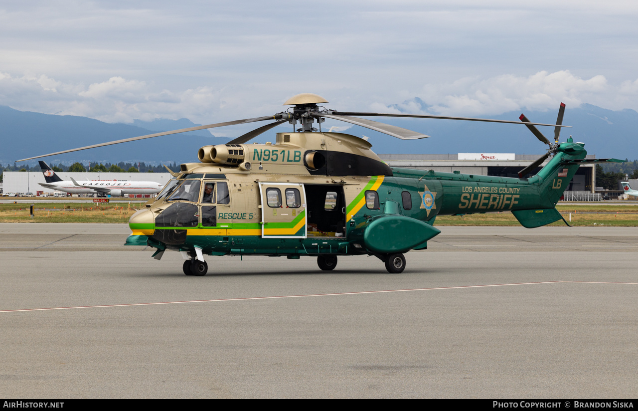 Aircraft Photo of N951LB | Aerospatiale AS-332L1 Super Puma | Los Angeles County Sheriff | AirHistory.net #592576