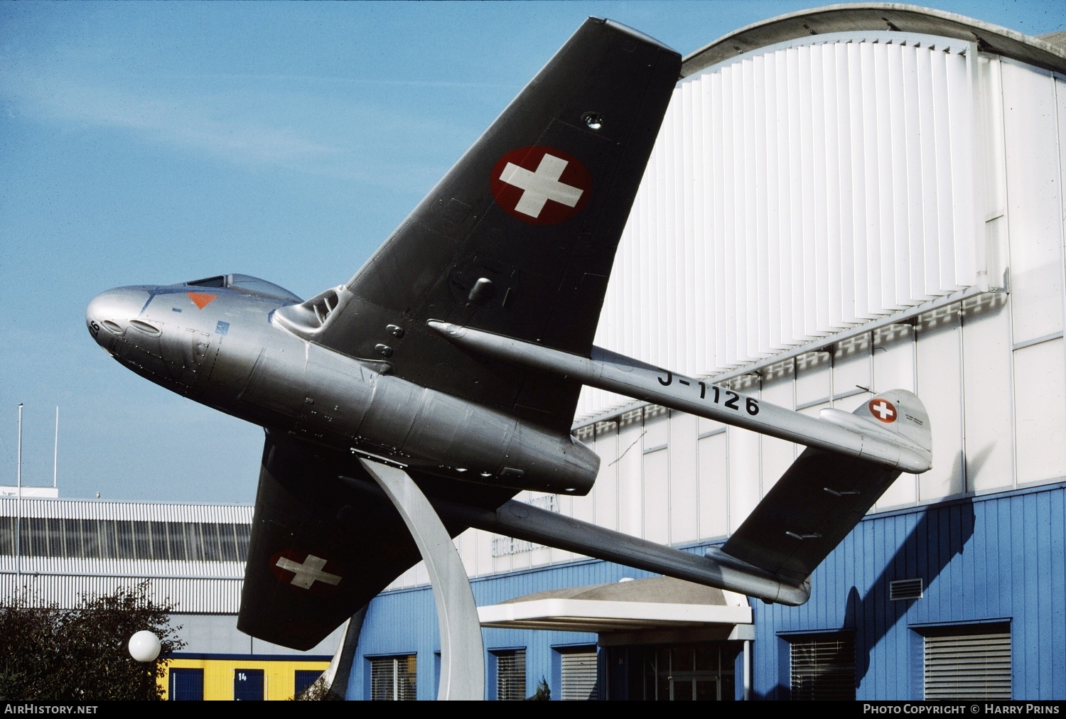 Aircraft Photo of J-1126 | De Havilland D.H. 100 Vampire FB6 | Switzerland - Air Force | AirHistory.net #592618