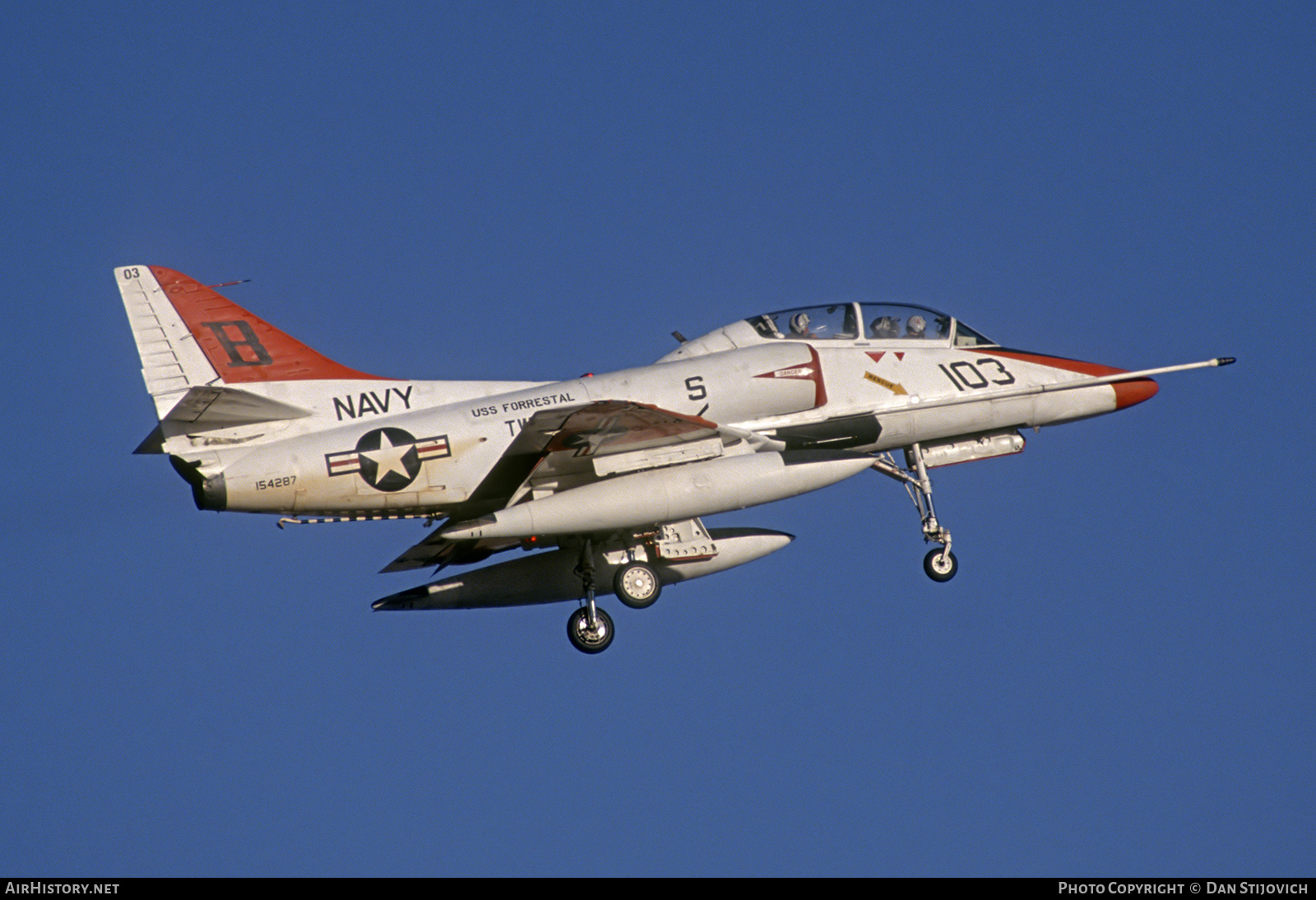 Aircraft Photo of 154287 | Douglas TA-4J Skyhawk | USA - Navy | AirHistory.net #592737