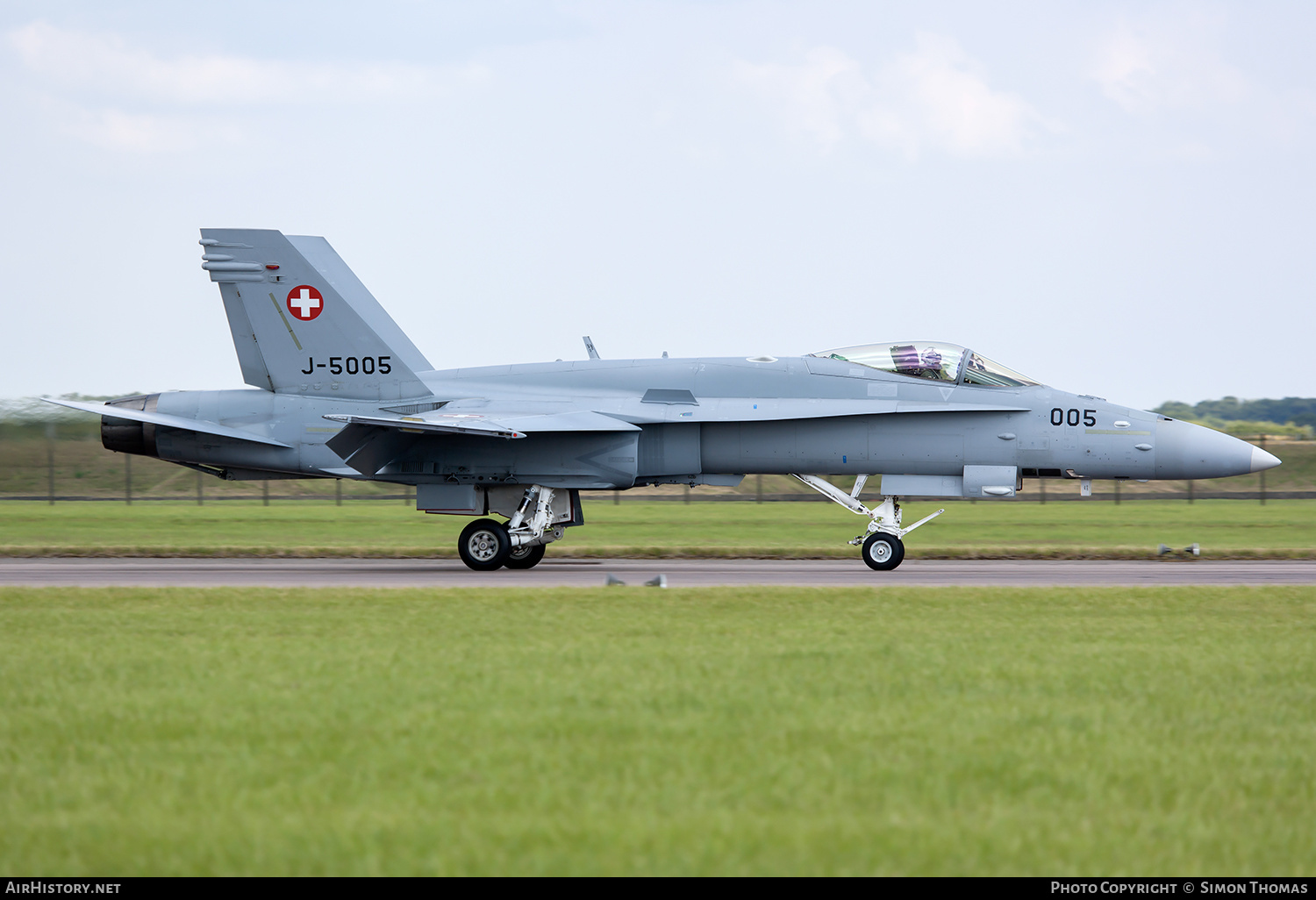 Aircraft Photo of J-5005 | McDonnell Douglas F/A-18C Hornet | Switzerland - Air Force | AirHistory.net #592771