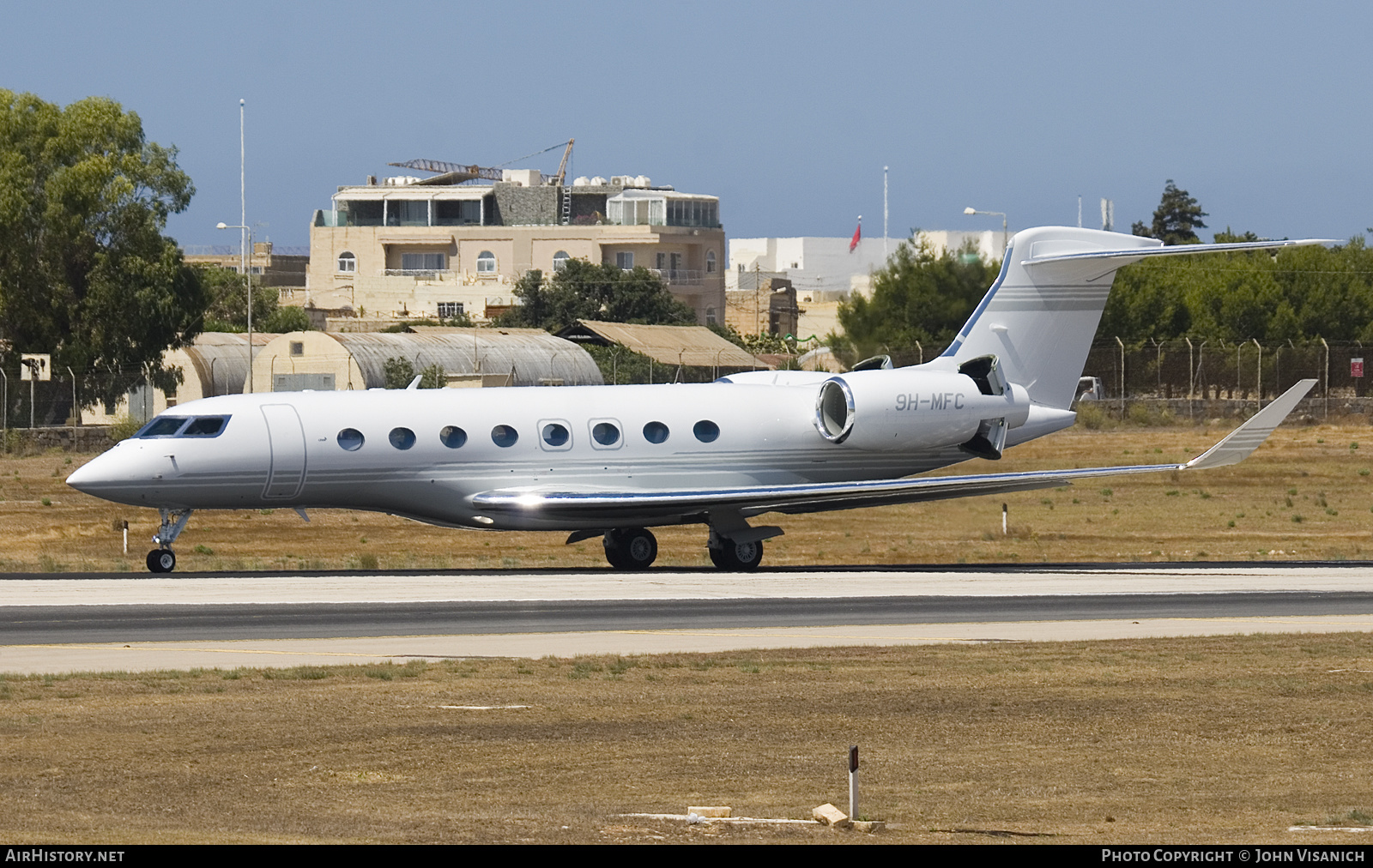 Aircraft Photo of 9H-MFC | Gulfstream Aerospace G650 (G-VI) | AirHistory.net #592966